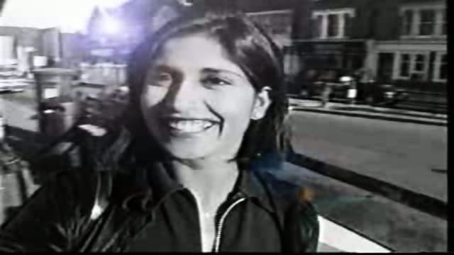 Indian Girl has Sex with Foreigner