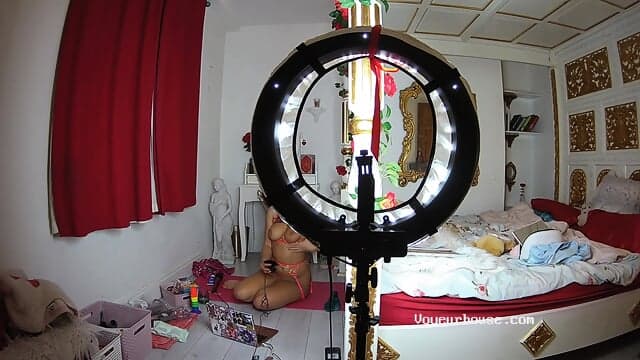 Lantaland - Hot Babe Teases Boobs On Cam
