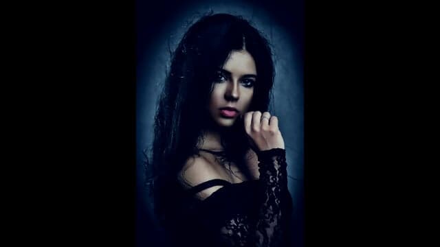 Lilith has you under a spell | Chapter 3