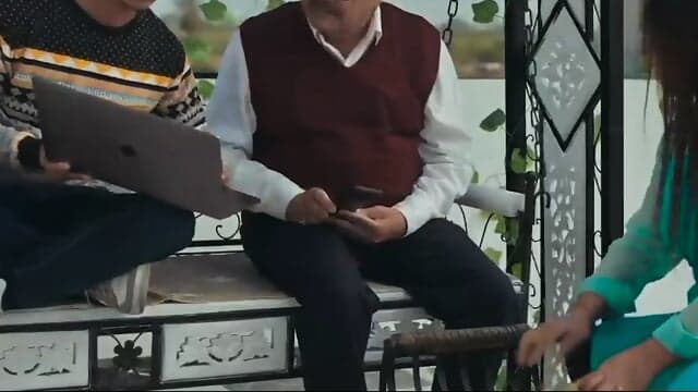 Mrs Teacher E2