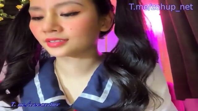 Fiona thu dam 4