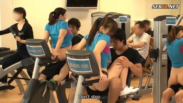 English Subtitle Female Trainers Give Male Clients Boners As They Provide Close-Contact Training: Straddling Pussy Gym