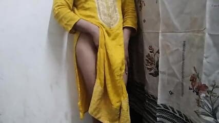 Step Dad Ne Meri Chut Jabar Dast Maari Hindi Me