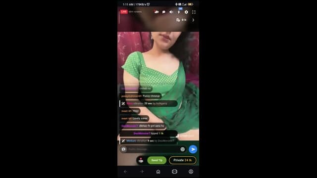 Indian bhabhi ki LuscousPussy aur madhos karne waali baatein