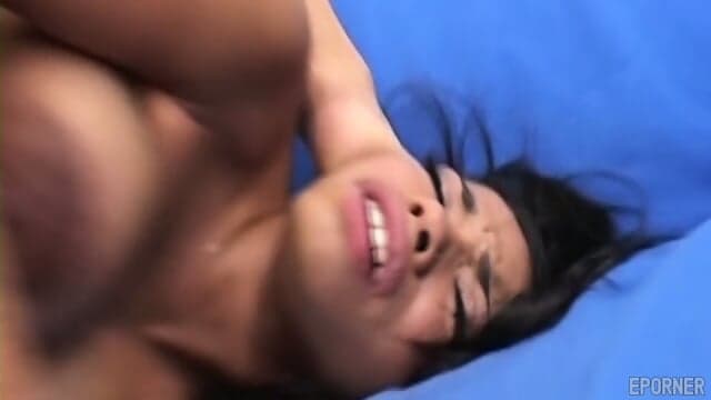Havana Ginger Is A Needy Latina