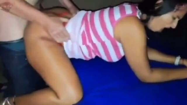 RodÃ­zio para comer a esposa do corno