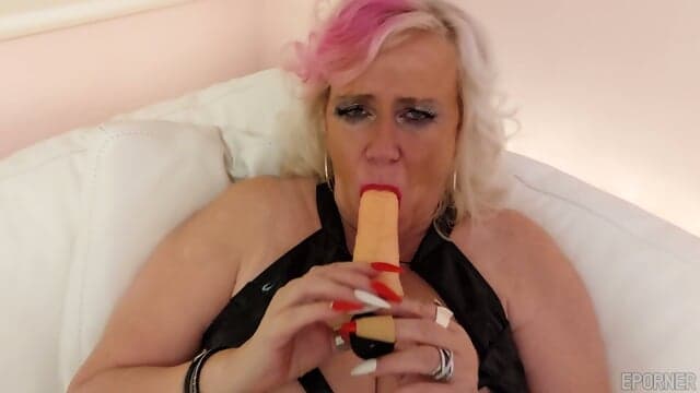 A Slut with No Limits Tonight