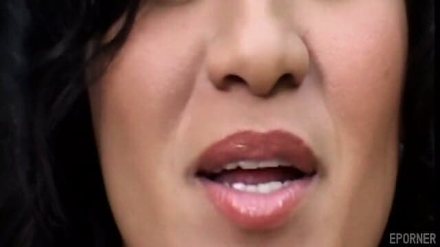 Her Face Was Soaked, Her Mind Went Blank