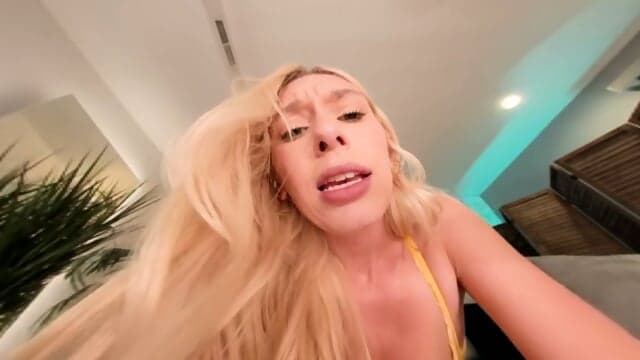 Kay Lovely Vr