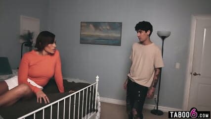 Middle Eastern Stepmom MILF Caught Pussy Squirting By Her Stepson