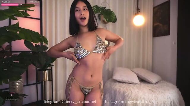 Hot Girl Cherry