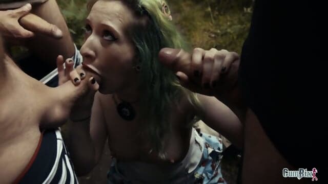 Linda Lush - Blowing & Cumswallow 3 Strangers In A Forest
