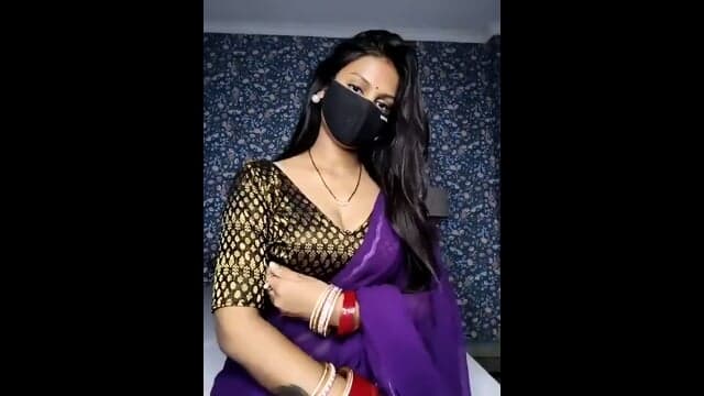 Cute-Maahi stripchat webcam show 1