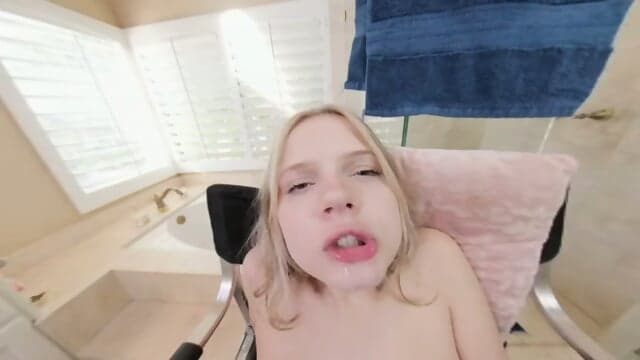 Coco Lovelock Vr
