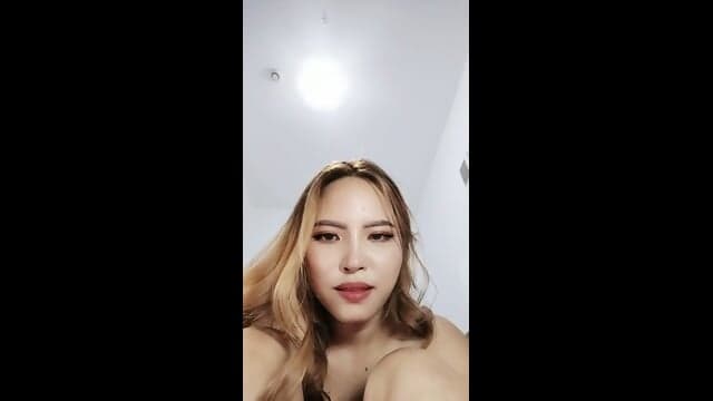 Gak Puas Dengan Botol Si Oyen Pakai Mesin Dildo