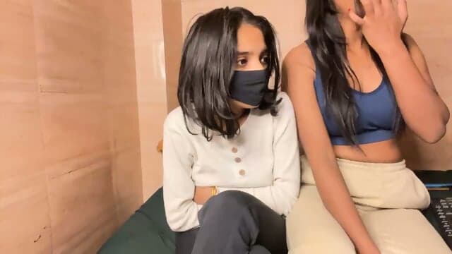 Two beautiful college friends mystical_zara giving hot Lesbian Show