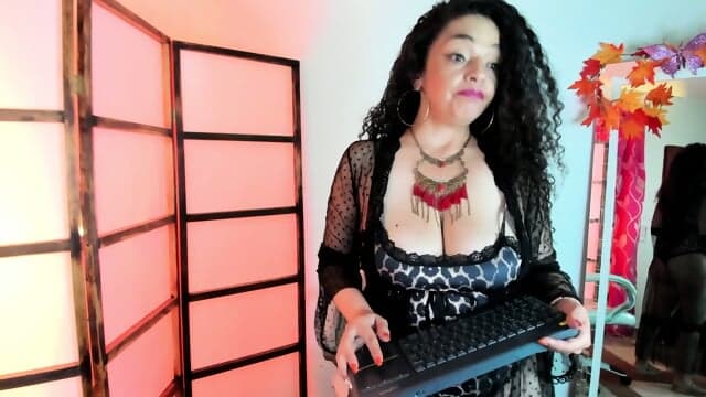 Xlindamilfx