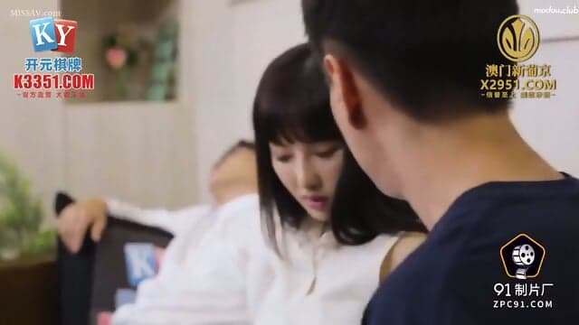91KCM 145 - Li Nana