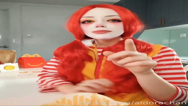 Pretty Clown