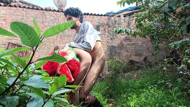 Indian Village Hot Bhabhi In Red Saari Outdoor Porn Video