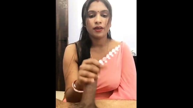 Desi Big Boobs Hot Bangali Aunty Handjob And Sucking Big Cock