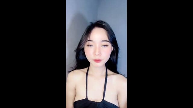 Asian Girl Liveshow - Baby Caca