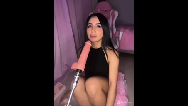 CAM GIRL